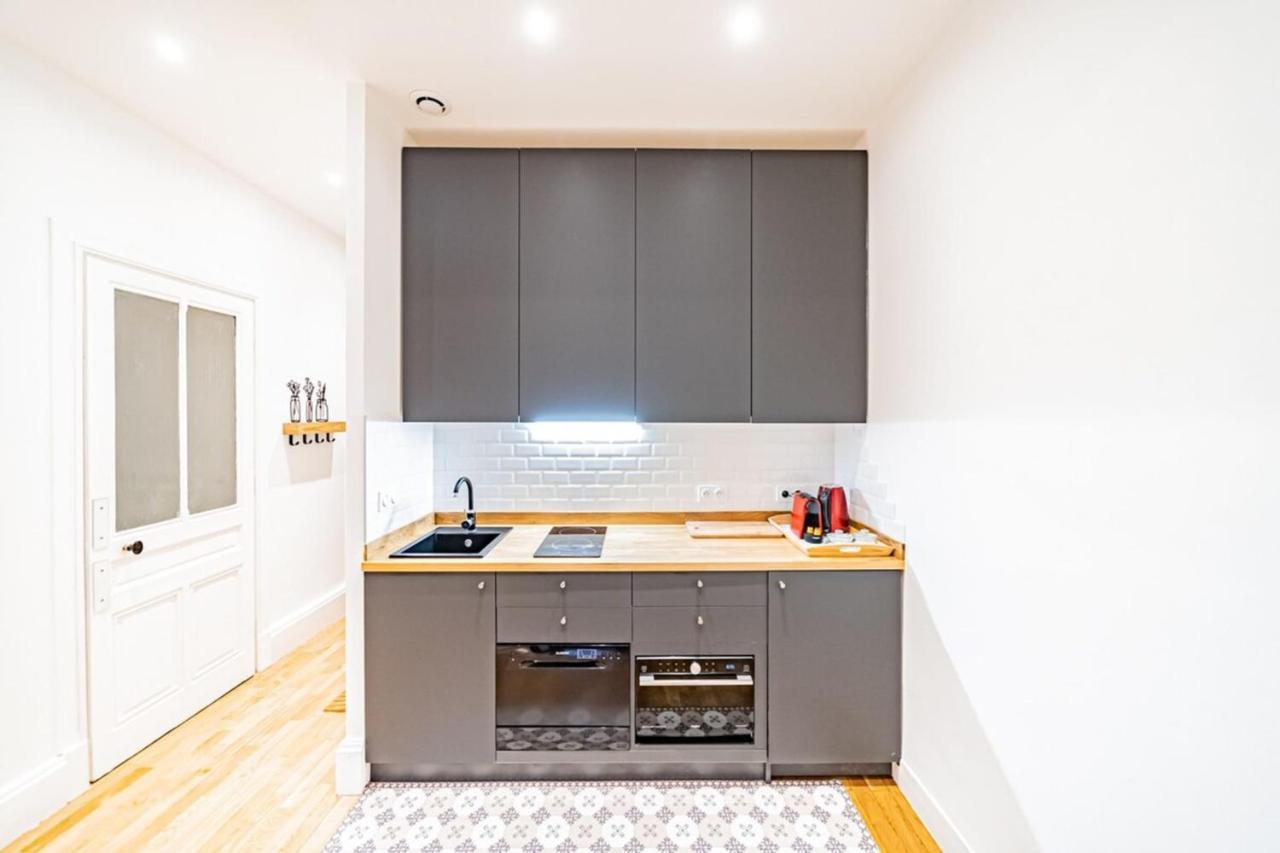 Aapartment With Character Parquet Flooring Fireplace - Charpennes Villeurbanne Extérieur photo